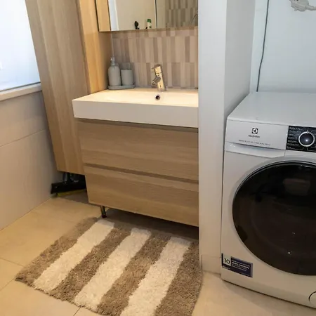 15min Walk To Oldtown, Dishwash, Parking, Aircon Tallinn
