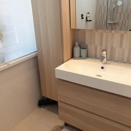 15min Walk To Oldtown, Dishwash, Parking, Aircon Apartment *